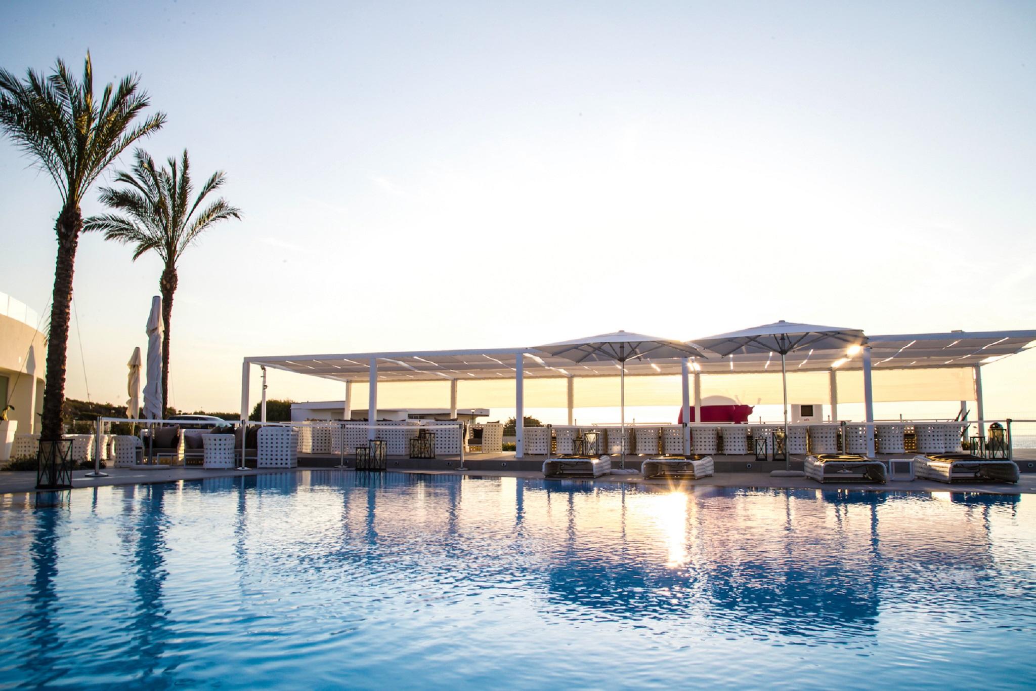 Sole In Me Resort By Altoborgo Ostuni Bagian luar foto