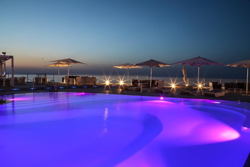 Sole In Me Resort By Altoborgo Ostuni Bagian luar foto